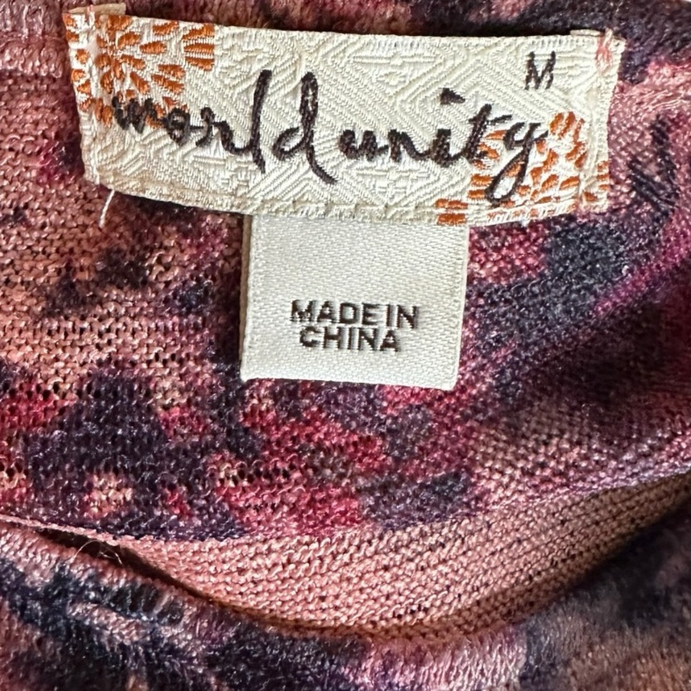 World Unity Women’s Pink Geo Pattern Tie-Dye - Picture 8 of 8